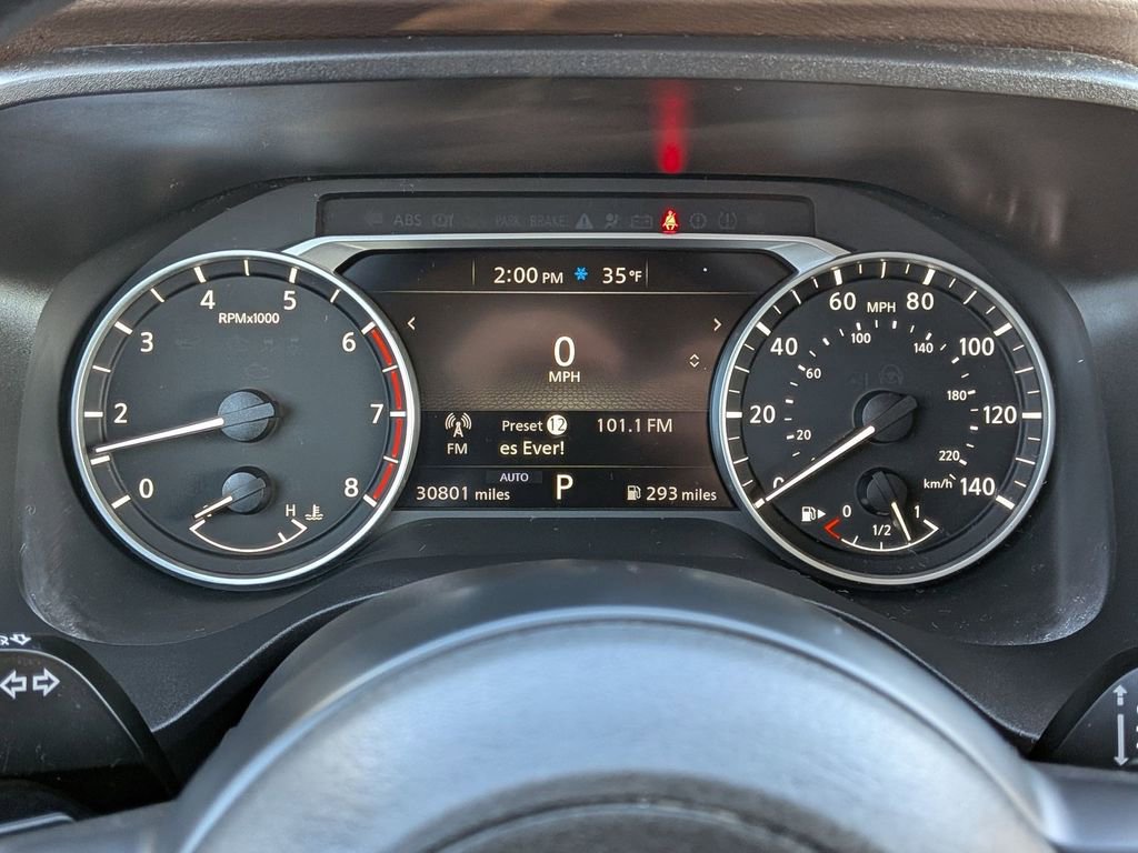 Used 2023 Nissan Rogue S image 12