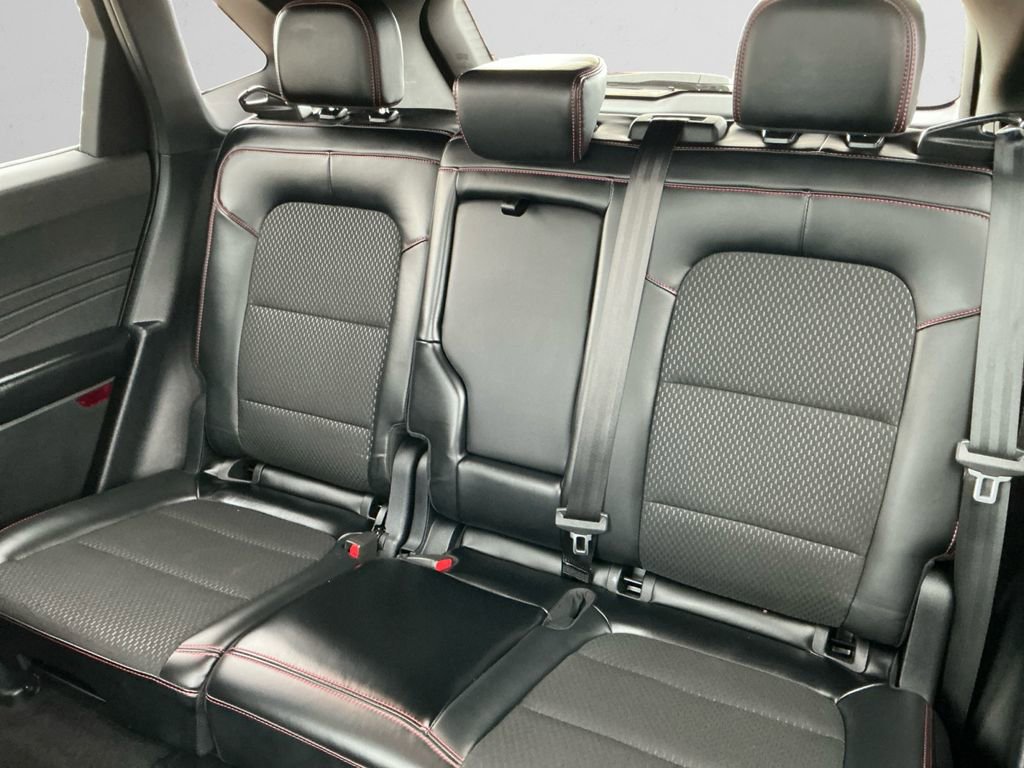 Used 2025 Ford Escape ST-Line Select image 13