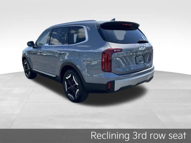 Used 2024 Kia Telluride S FWD image 6