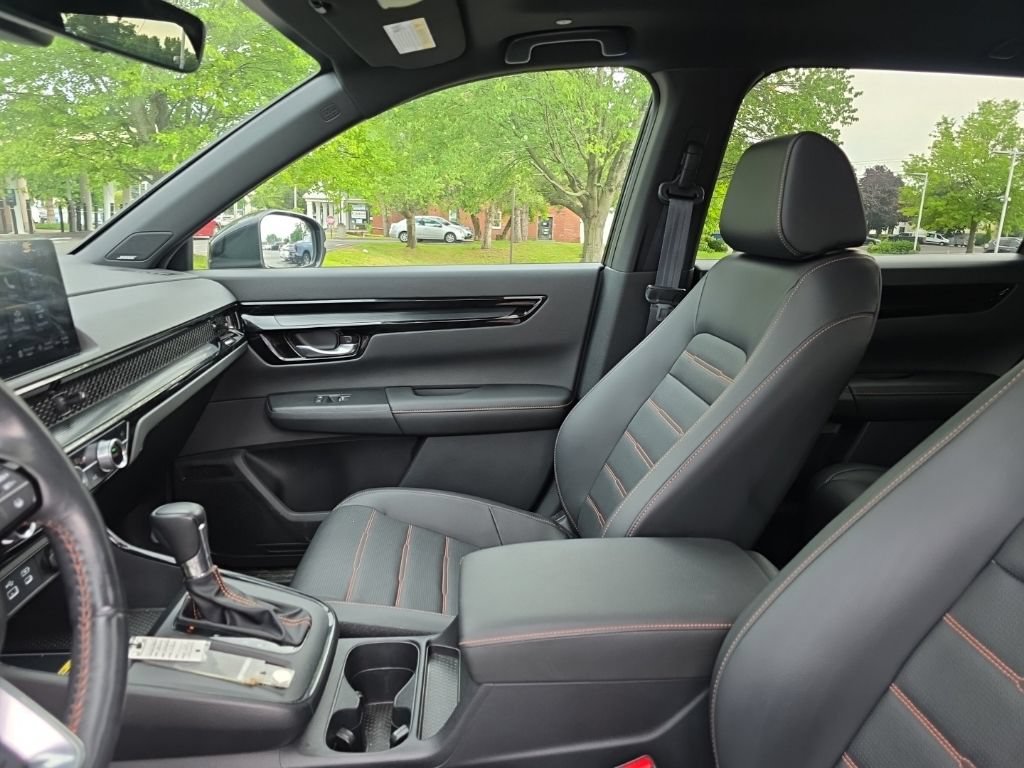 Used 2024 Honda CR-V Sport Touring image 21