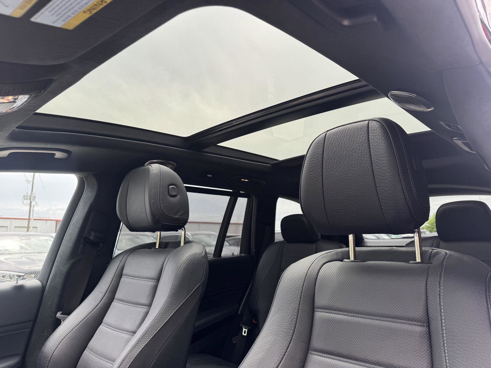 Used 2023 Mercedes-Benz GLS 580 4MATIC image 13
