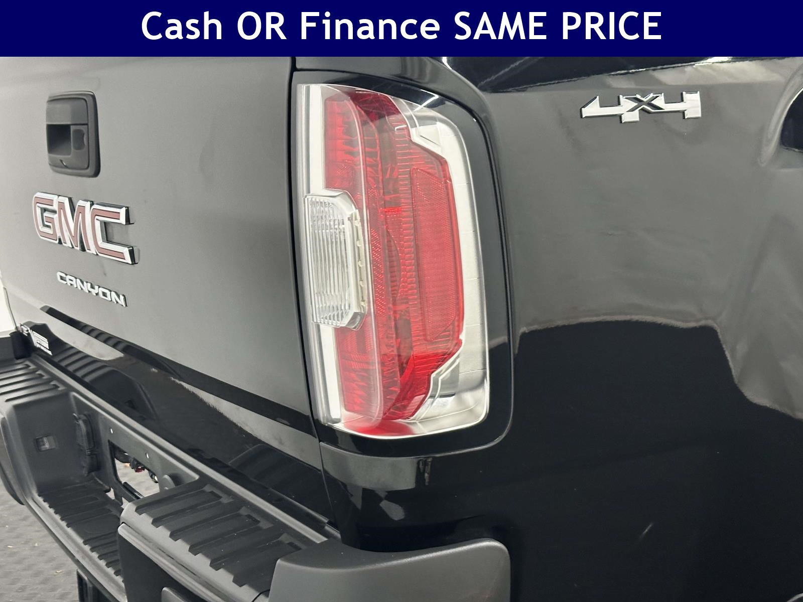Used 2022 GMC Canyon Elevation AWD/4WD image 11