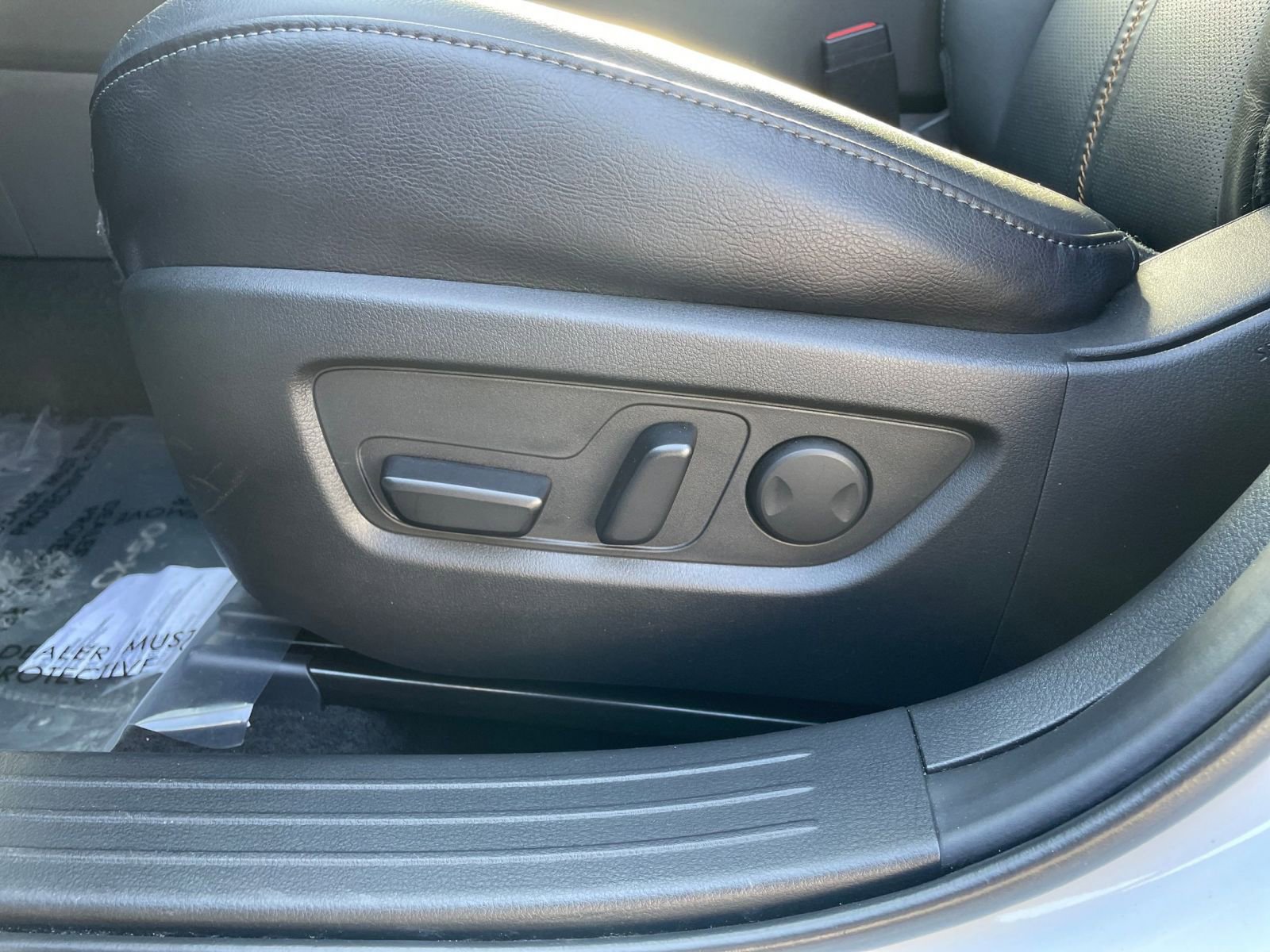 Used 2025 MAZDA CX-50 AWD 2.5 S w/ Premium Plus Pkg image 22