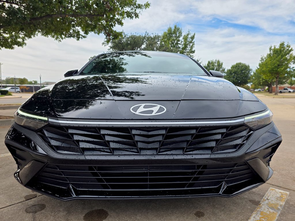 New 2026 Hyundai Elantra SEL Sport FWD image 27