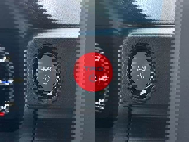 Used 2025 Toyota 4Runner TRD Off-Road image 25