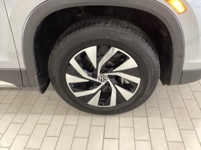 Used 2025 Volkswagen Tiguan S image 23