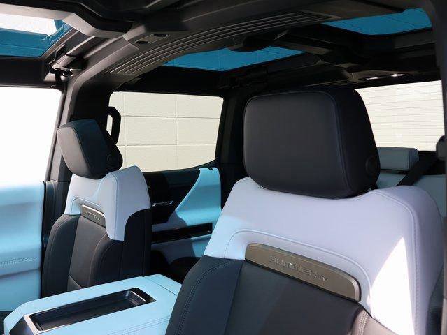 New 2025 GMC Hummer EV 2X w/ LPO, Dark Essentials Package image 23