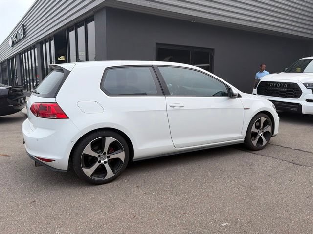 Used 2016 Volkswagen GTI S FWD image 3