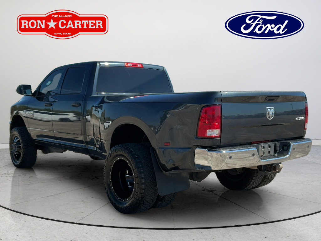 Used 2018 RAM 3500 Tradesman w/ Chrome Appearance Group AWD/4WD image 4