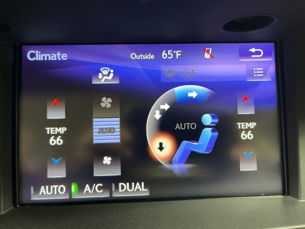 Used 2017 Lexus ES 300h w/ Luxury Package FWD image 27