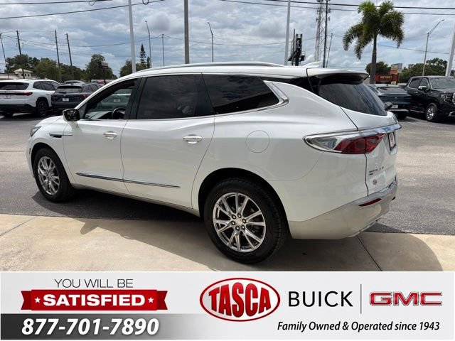 Used 2022 Buick Enclave Premium AWD/4WD image 6