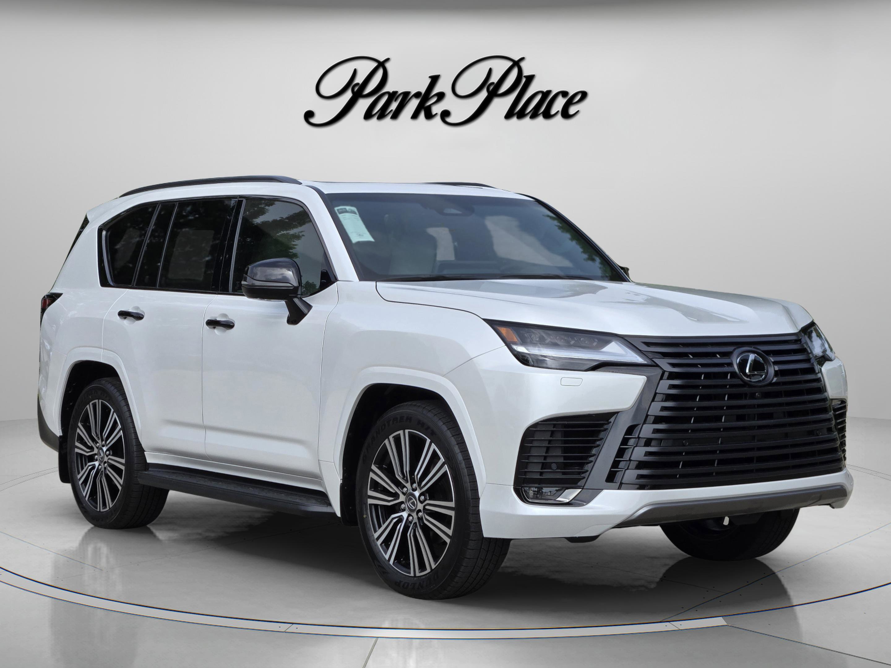 New 2026 Lexus LX 600 4WD w/ Luxury Package image 4