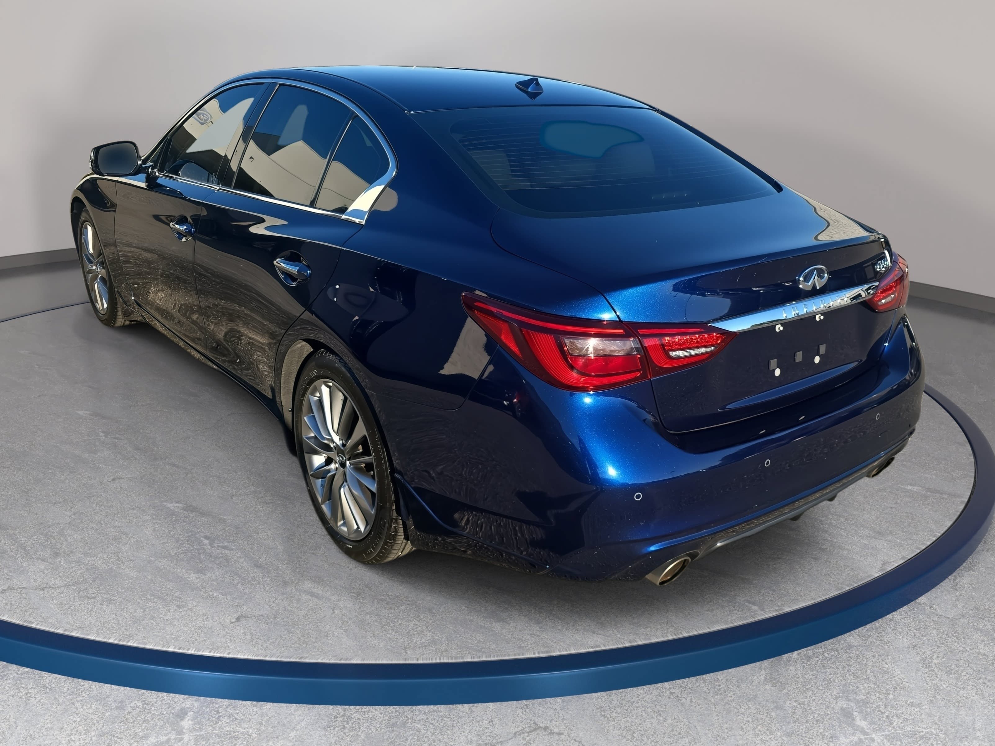 Used 2023 INFINITI Q50 Luxe w/ Cargo Package RWD image 7