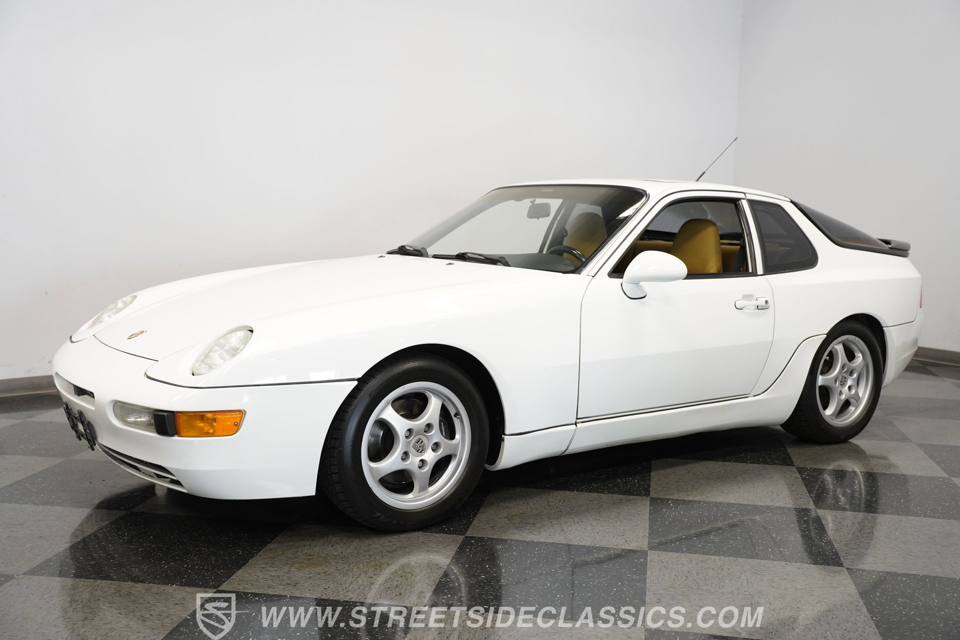 Used 1994 Porsche 968 Coupe image 6