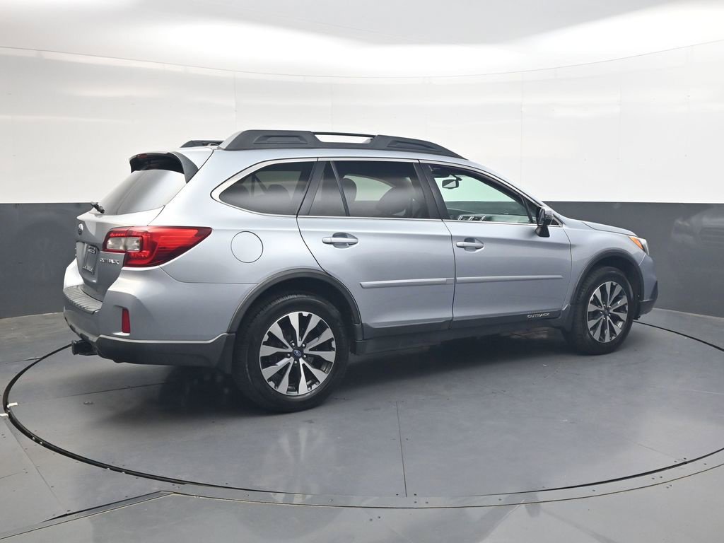 Used 2015 Subaru Outback 2.5i Limited w/ Protection Package #1 AWD/4WD image 4