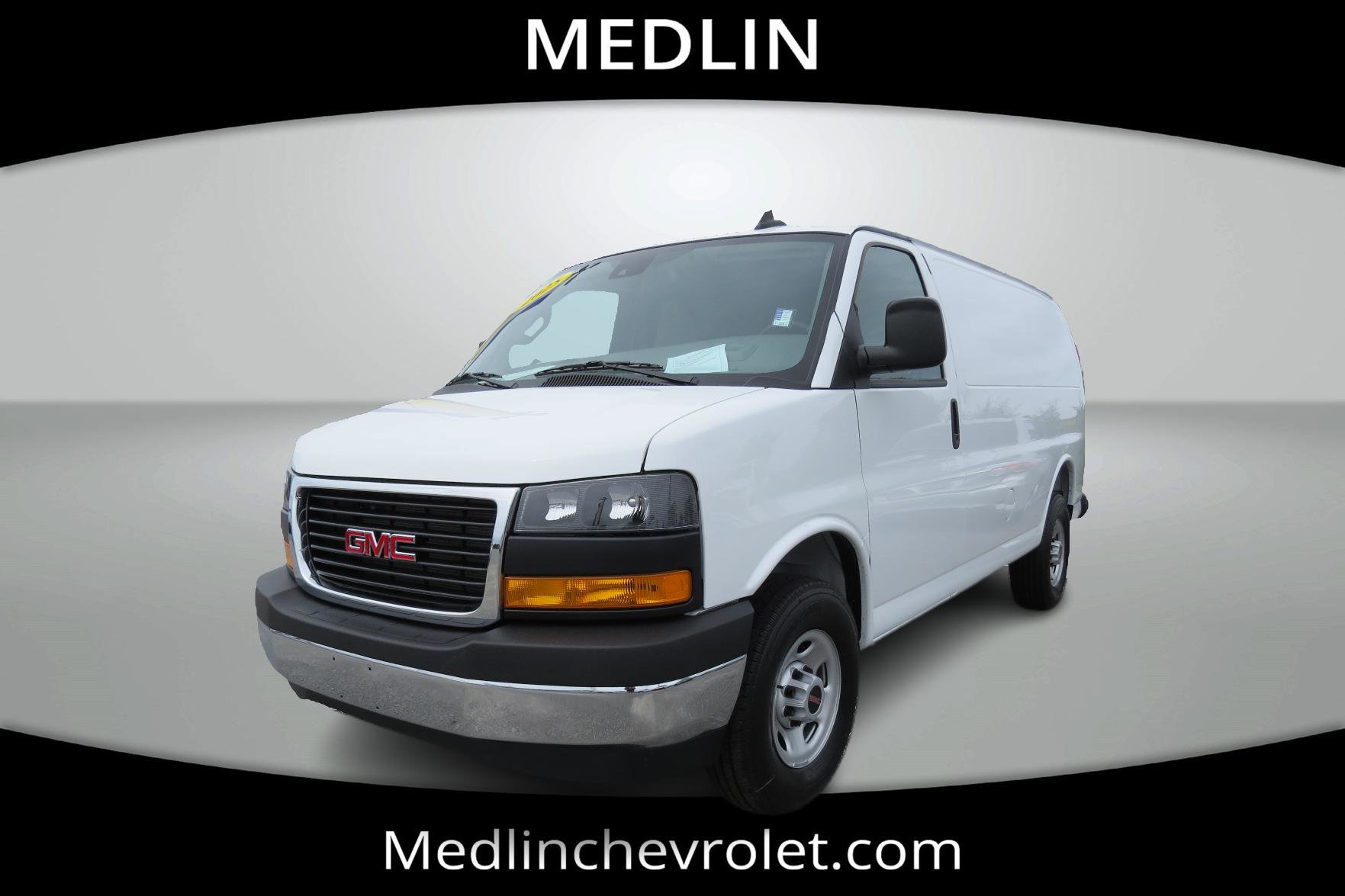 Used 2025 GMC Savana 3500 Work Van 3D Cargo Van w/ Driver Convenience Package image 5