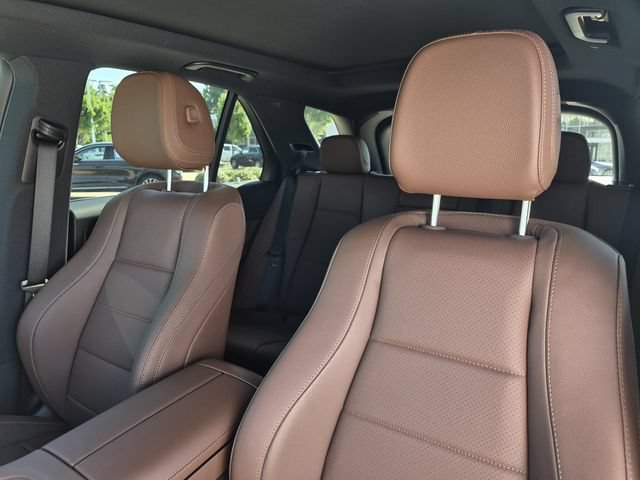 Certified 2025 Mercedes-Benz GLE 450e 4MATIC image 17