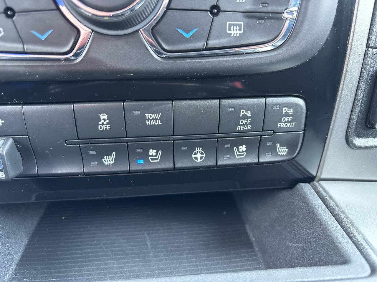 Used 2016 RAM 1500 Sport AWD/4WD image 27