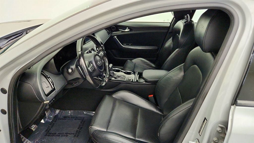 Used 2021 Kia Stinger GT-Line RWD image 18