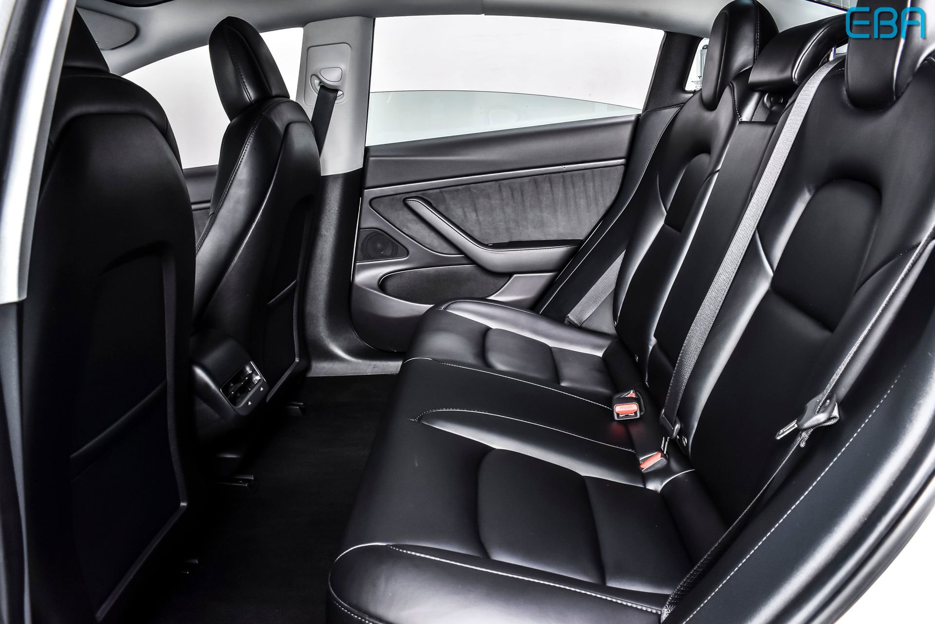 Used 2019 Tesla Model 3 Standard Range Plus image 18