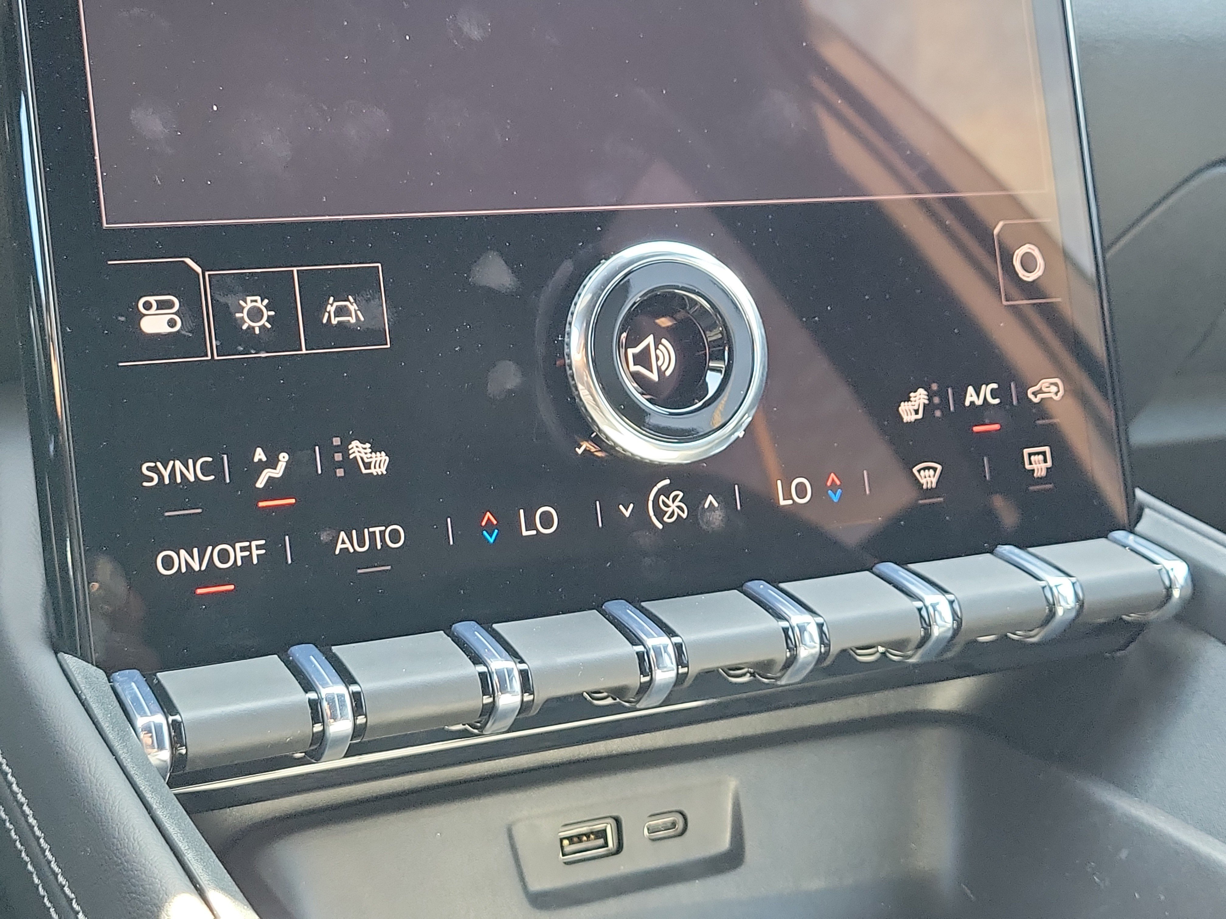 Used 2026 GMC Terrain Elevation w/ Elevation Premium Package FWD image 28