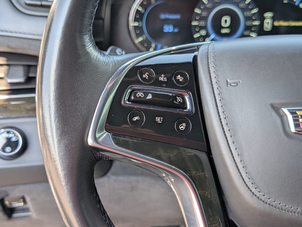 Used 2020 Cadillac Escalade Platinum AWD/4WD image 23