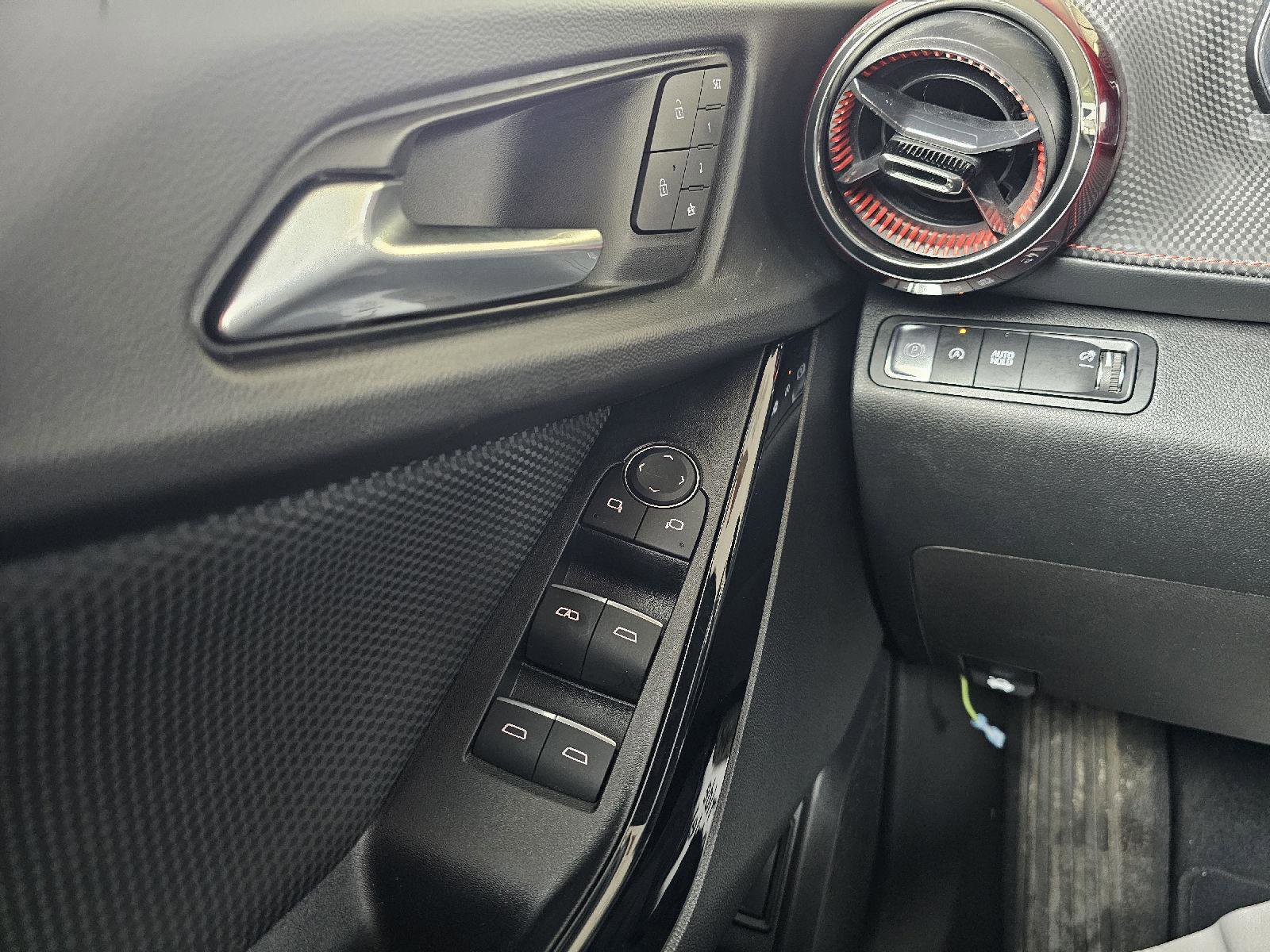 Used 2025 Chevrolet Equinox RS w/ Safety and Technology Package image 24