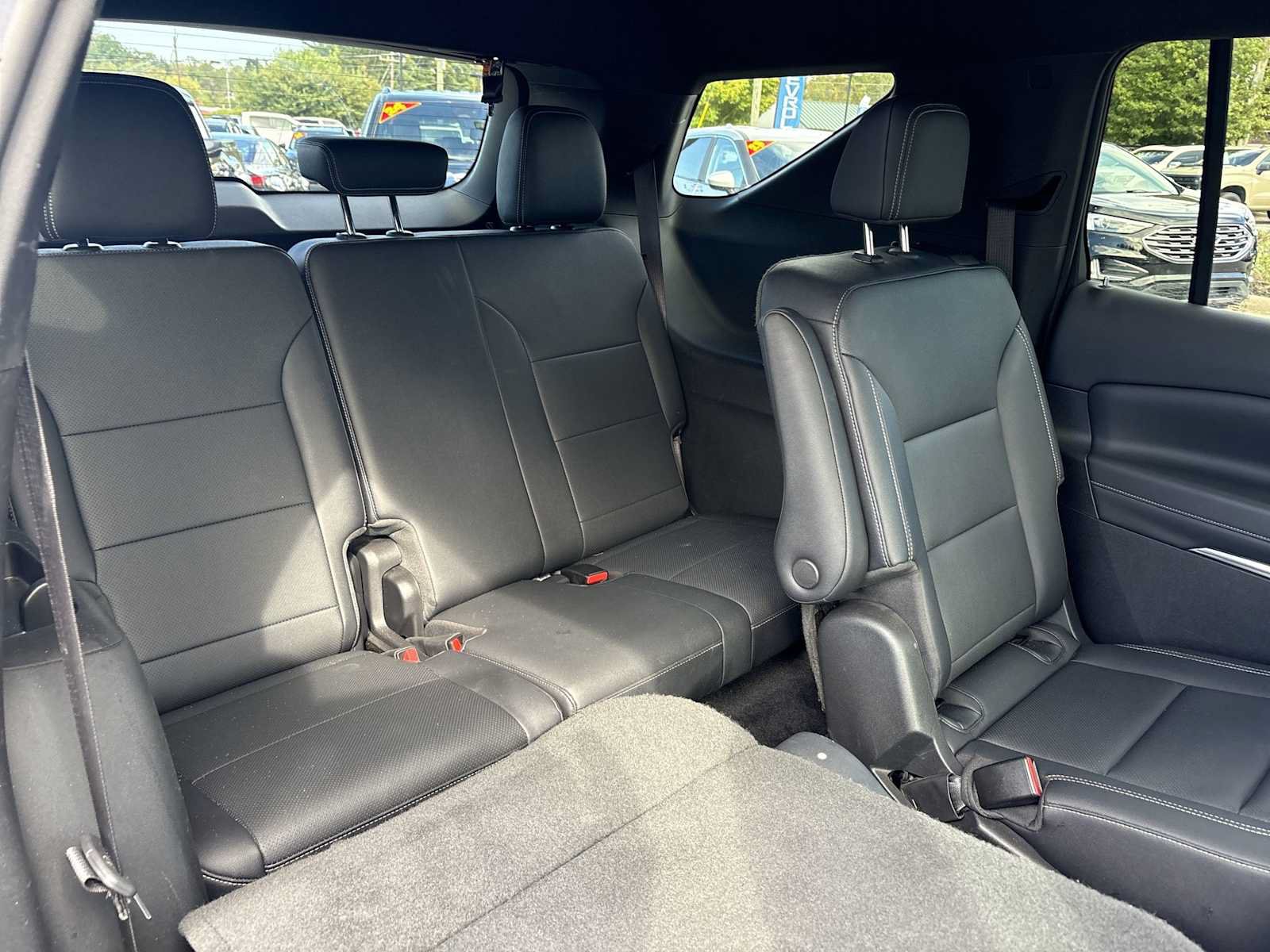 Used 2025 Chevrolet Traverse LT AWD/4WD image 25