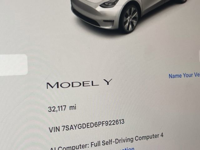 Used 2023 Tesla Model Y 2WD image 18