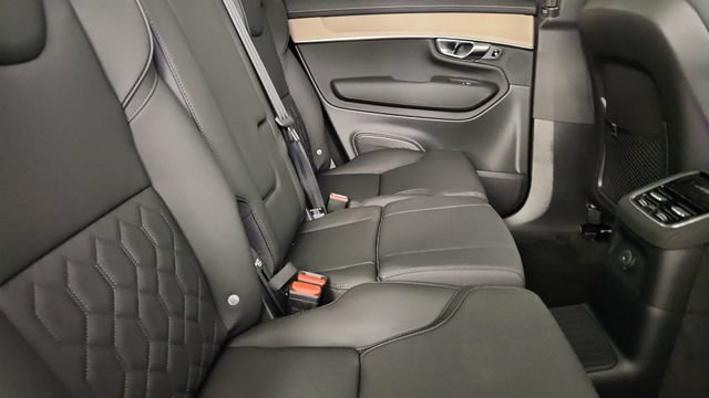 New 2026 Volvo XC90 T8 Plus w/ Protection Package AWD/4WD image 35
