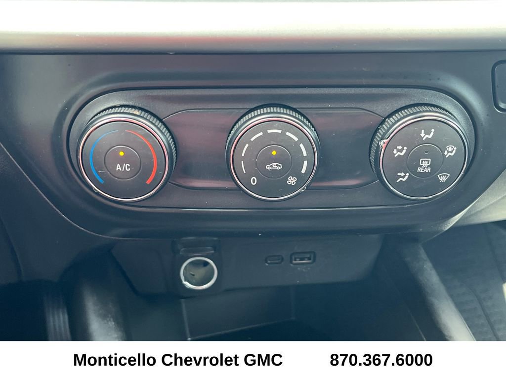 Used 2025 Chevrolet Trax LS FWD image 18