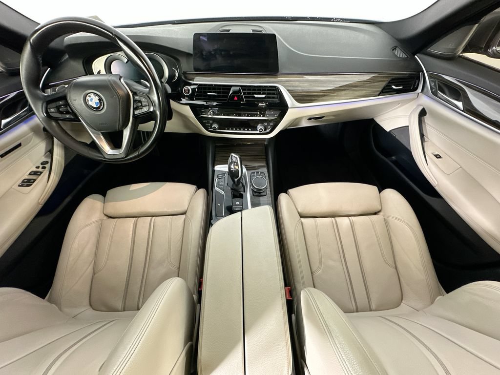 Used 2017 BMW 530i w/ Premium Package RWD image 10