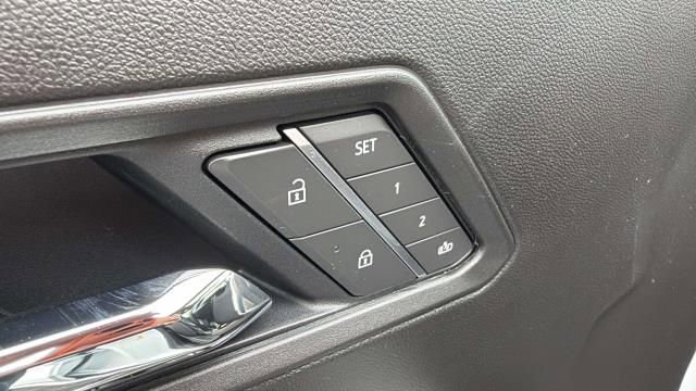 New 2026 GMC Canyon Denali AWD/4WD image 9
