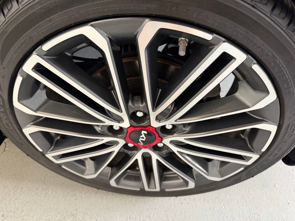 Used 2023 Kia Forte GT w/ GT2 Package image 11