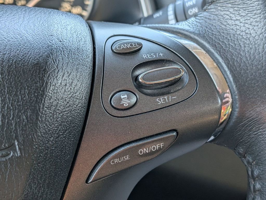Used 2023 Nissan Murano SV AWD/4WD image 21