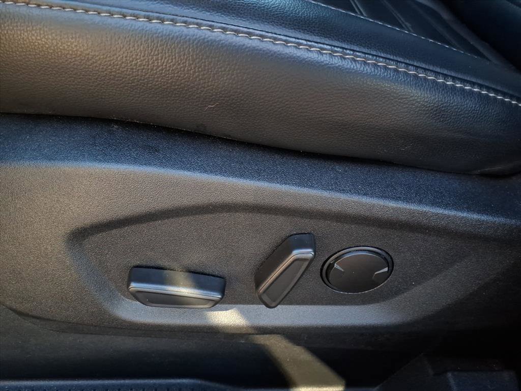 Used 2024 Ford Edge SEL image 14