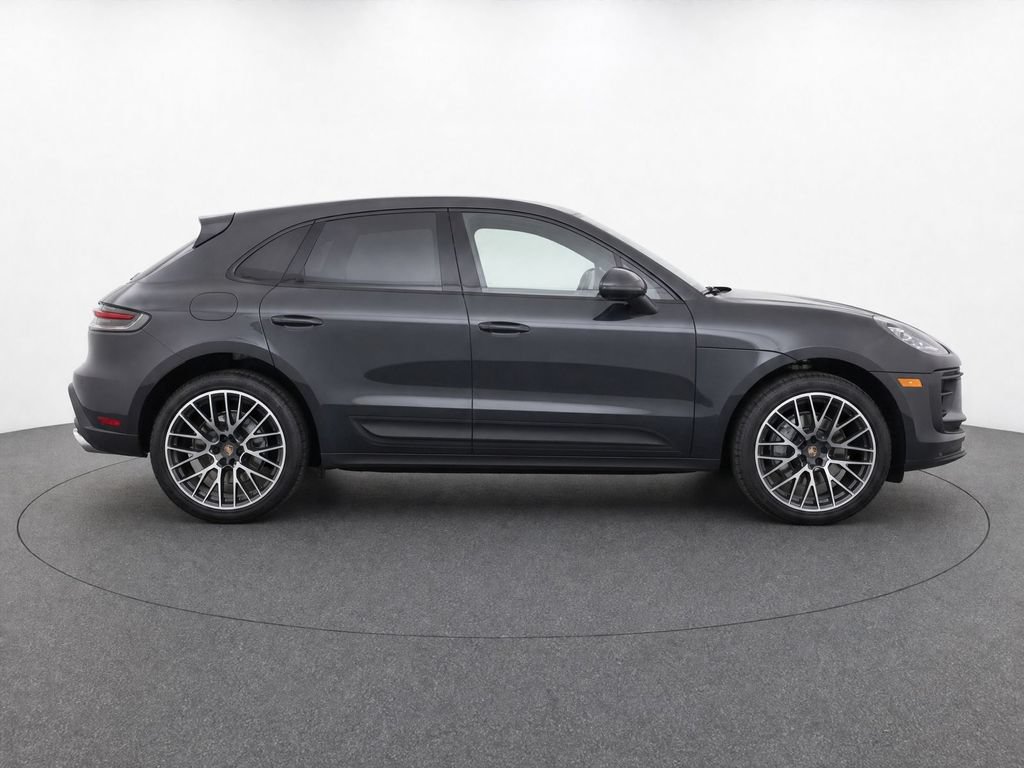 Used 2020 Porsche Macan S AWD/4WD image 2
