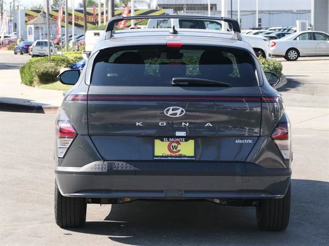 New 2025 Hyundai Kona SEL image 4