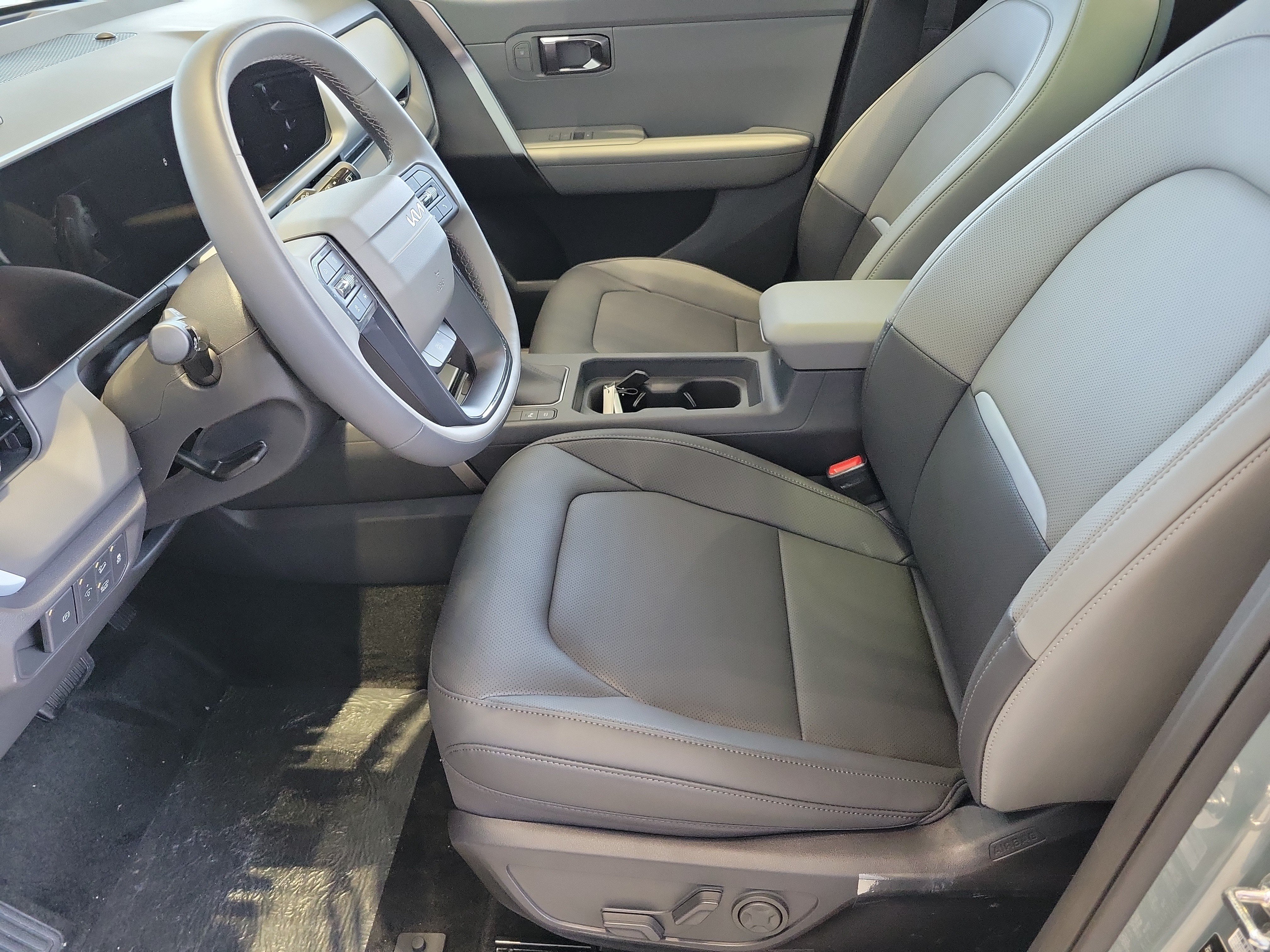 New 2027 Kia Seltos EX FWD image 3