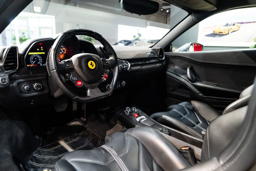 Certified 2014 Ferrari 458 Italia Coupe RWD image 26
