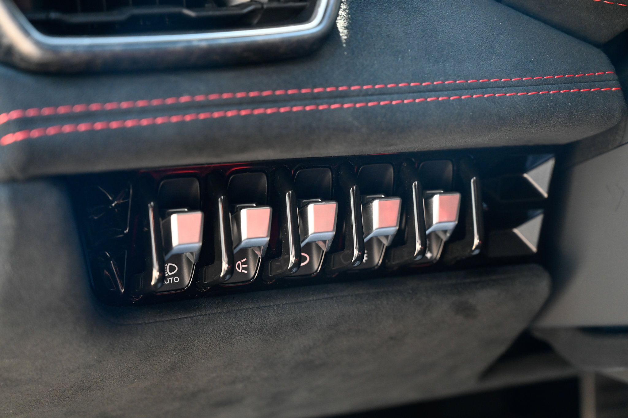 Used 2018 Lamborghini Huracan Performante image 21