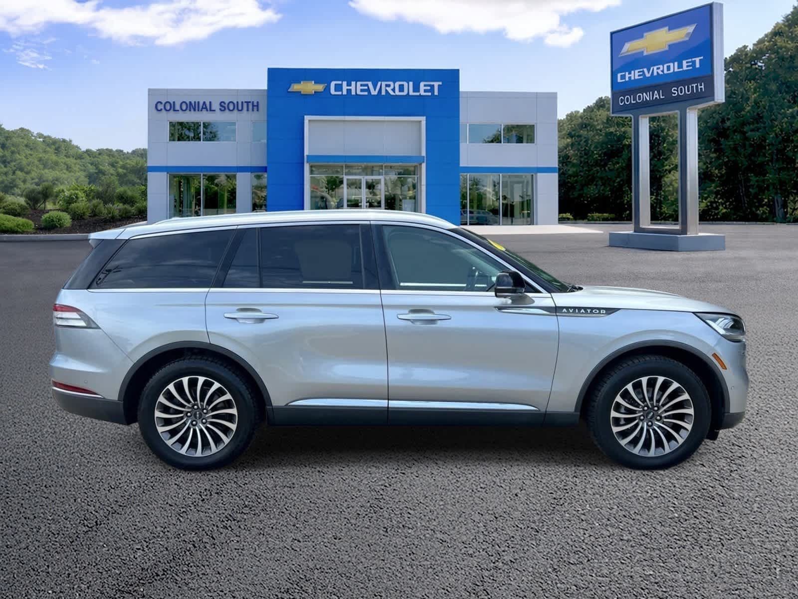 Used 2020 Lincoln Aviator Reserve AWD/4WD image 7