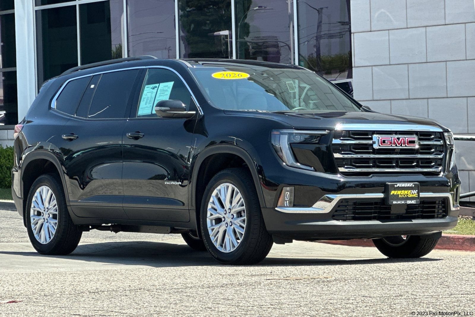 Used 2026 GMC Acadia Elevation w/ Elevation Premium Package