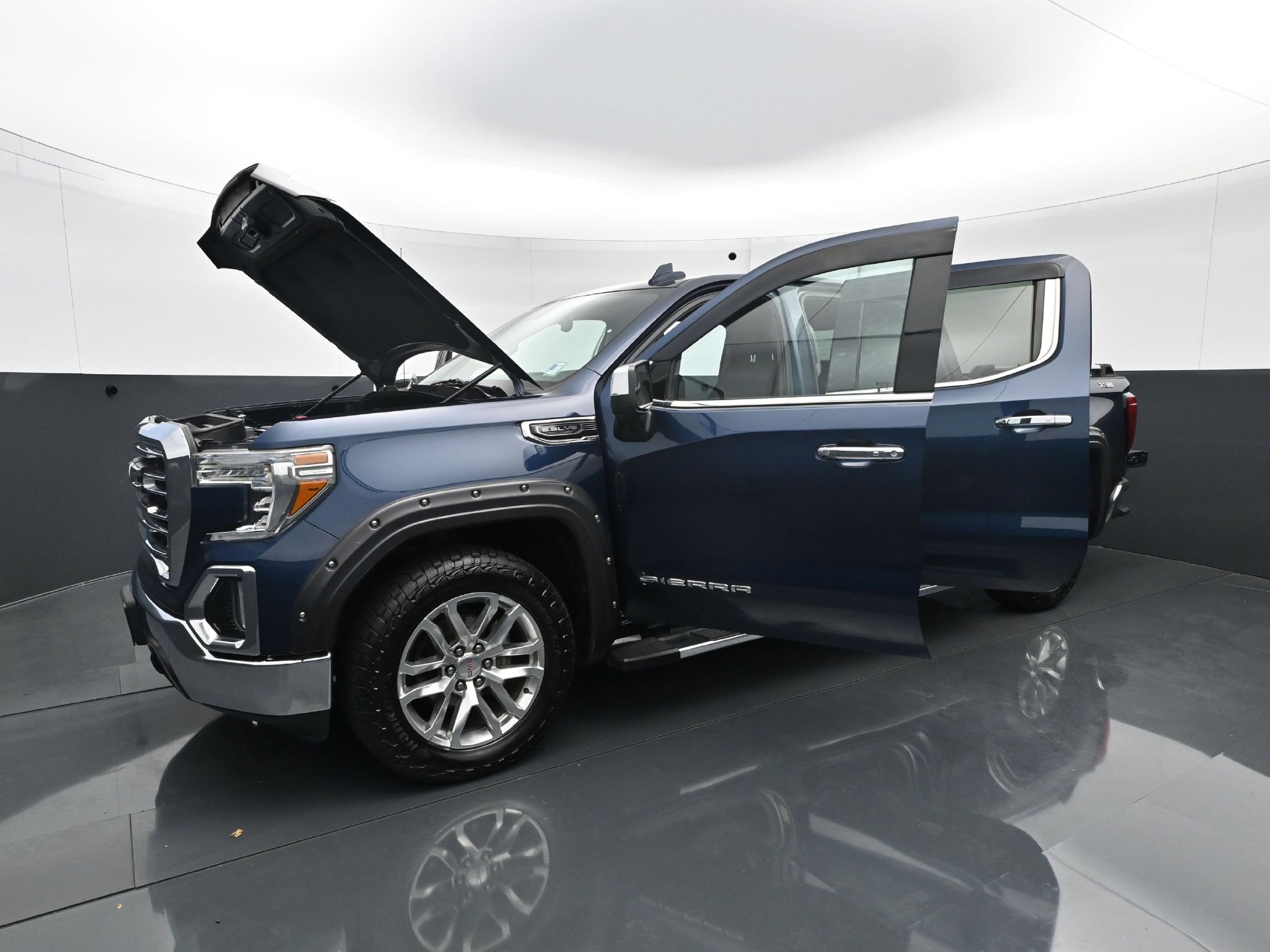 Used 2020 GMC Sierra 1500 SLT w/ SLT Premium Package AWD/4WD image 31