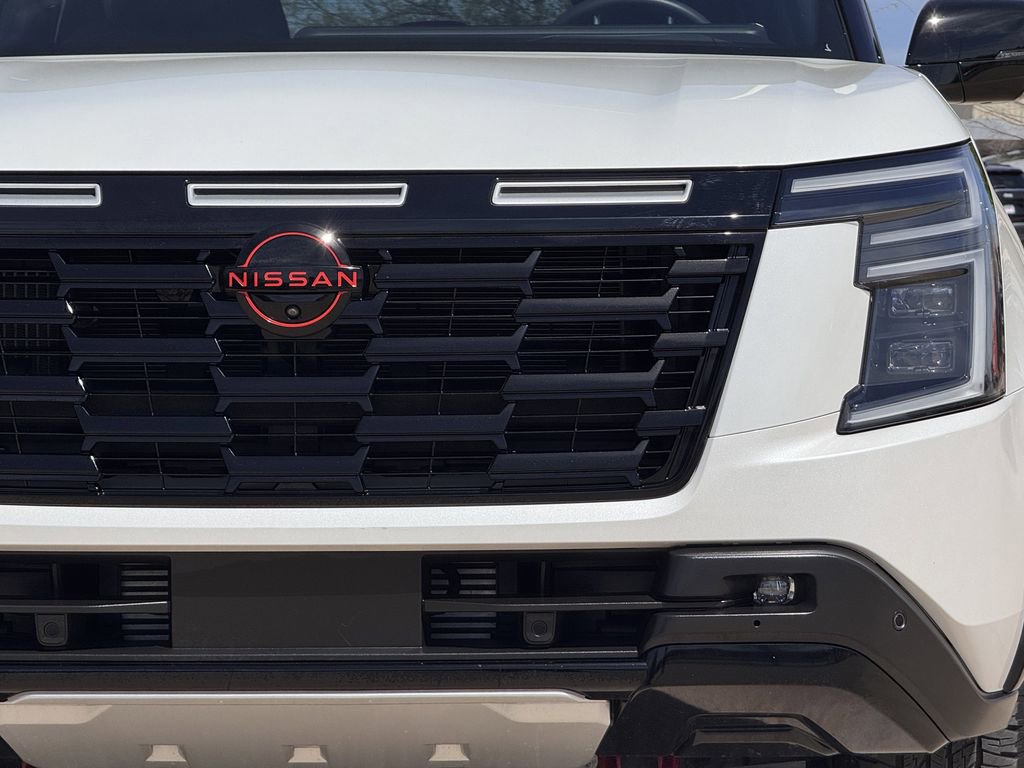 Used 2025 Nissan Armada PRO-4X AWD/4WD image 9