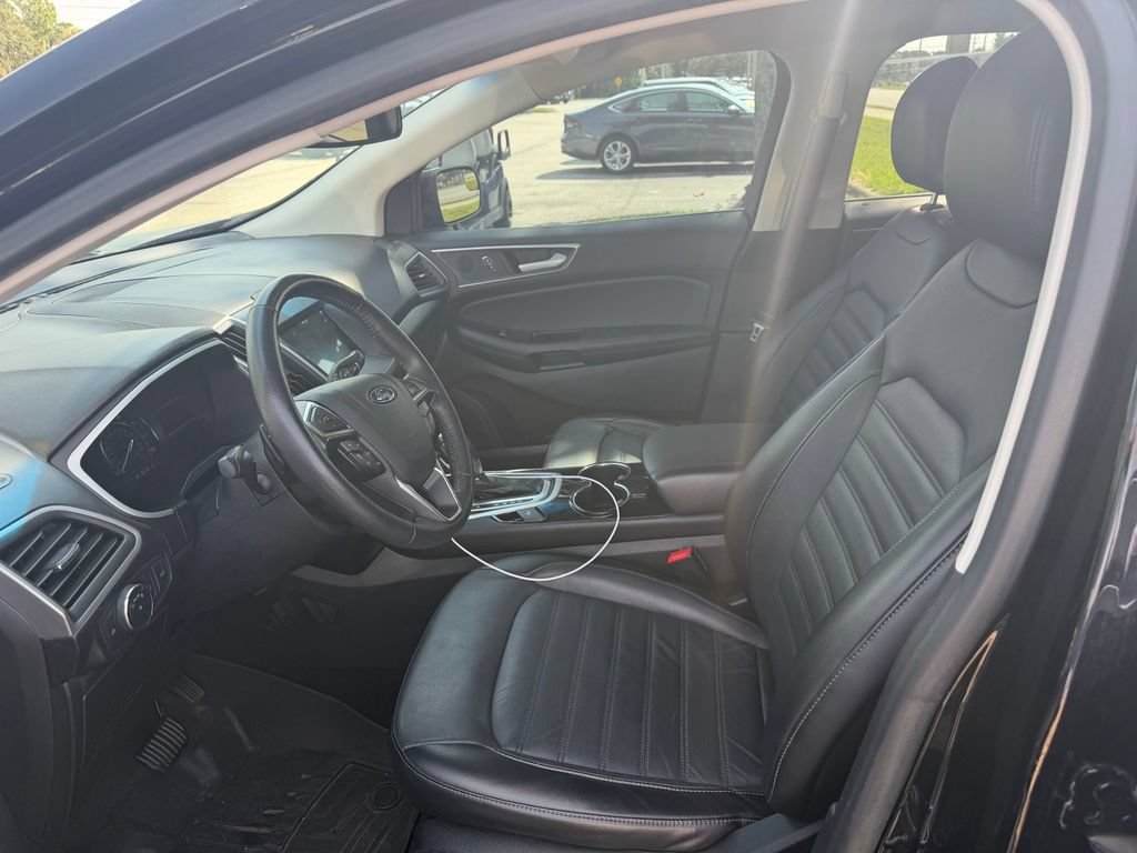 Used 2018 Ford Edge SEL w/ Equipment Group 201A FWD image 10