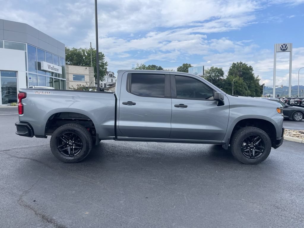 Used 2019 Chevrolet Silverado 1500 Custom Trail Boss w/ Custom Convenience Package AWD/4WD image 4