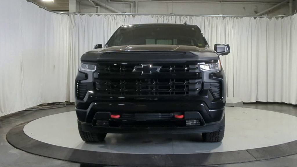Used 2023 Chevrolet Silverado 1500 RST AWD/4WD image 4