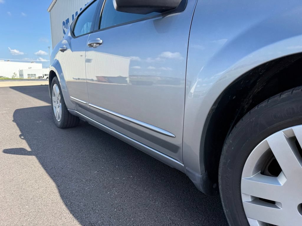 Used 2013 Dodge Avenger SE FWD image 12