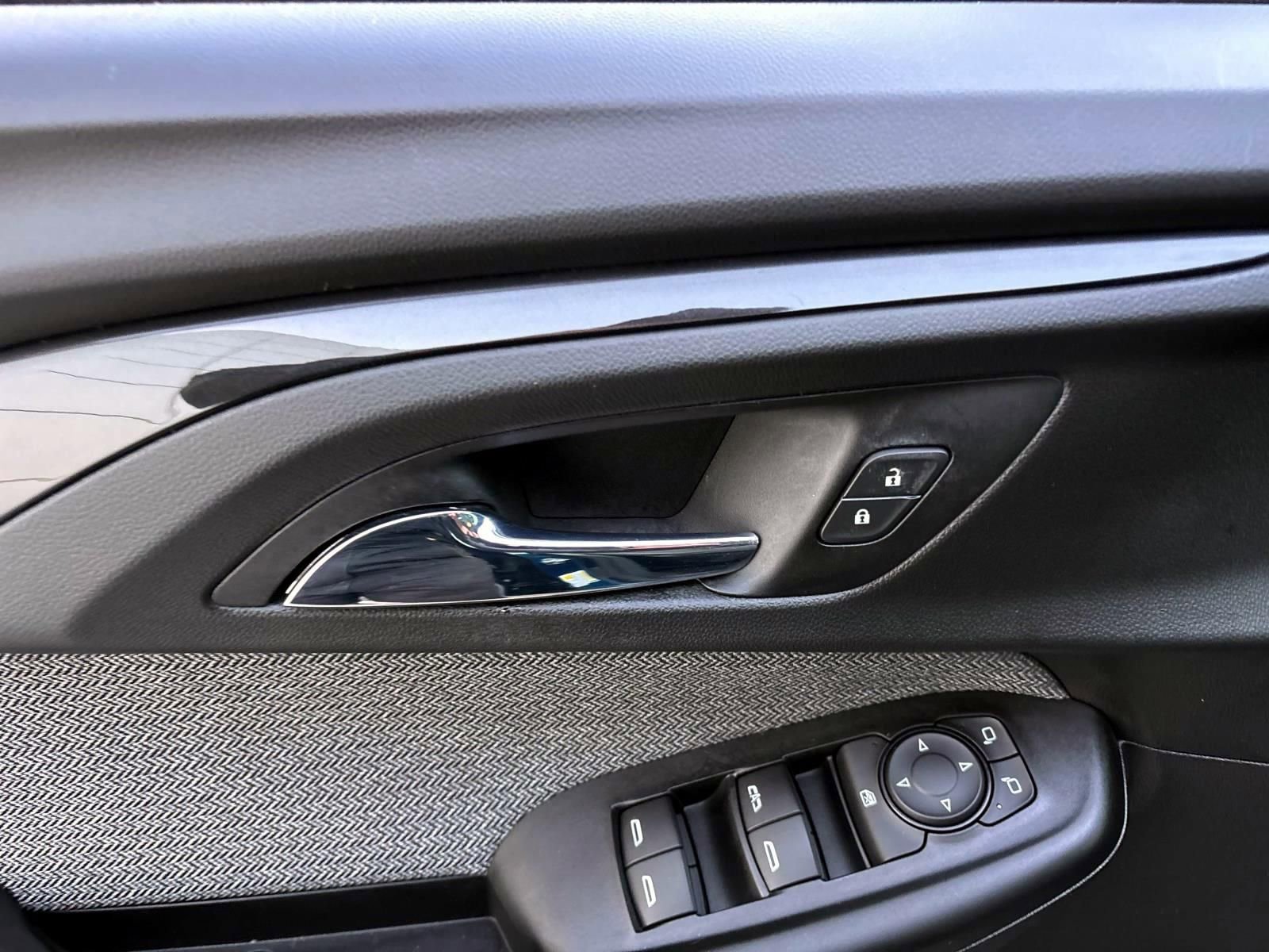 Used 2021 Chevrolet TrailBlazer LT w/ Convenience Package image 12